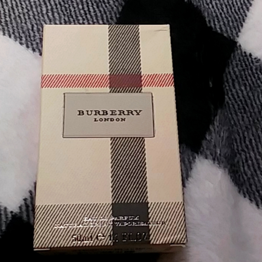 Burberry London Eau de Parfum spray